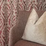 غاستهاوس لارتش *