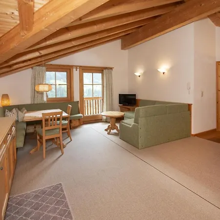 Gospodarstwo wiejskie Gaestehaus Larch *