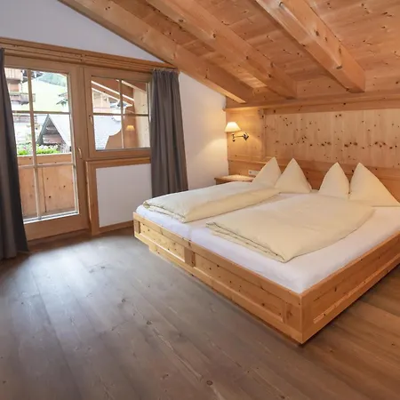 Gaestehaus Larch Casa de Campo *