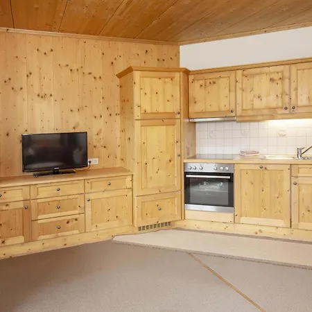 Hétvégi ház Gaestehaus Larch