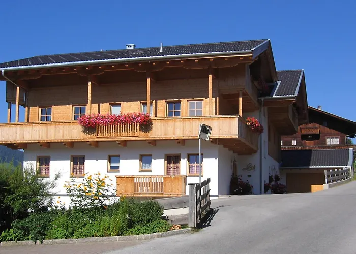 Gaestehaus Larch Hétvégi ház *