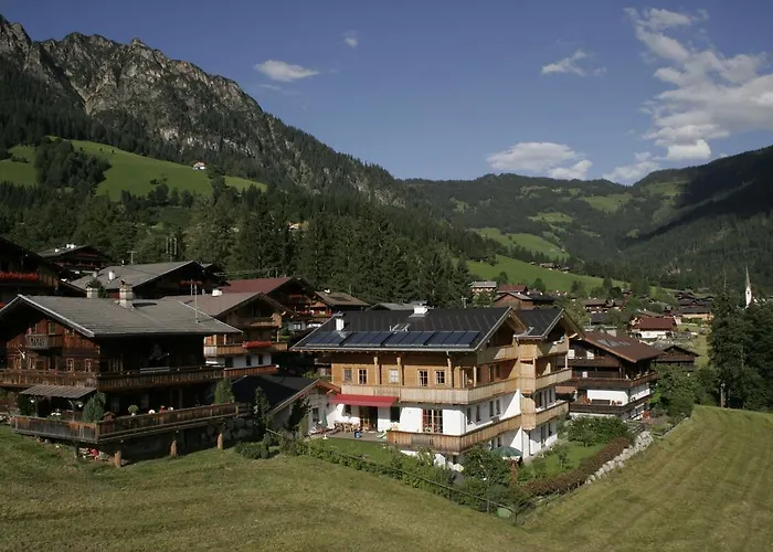 Hétvégi ház Gaestehaus Larch Alpbach