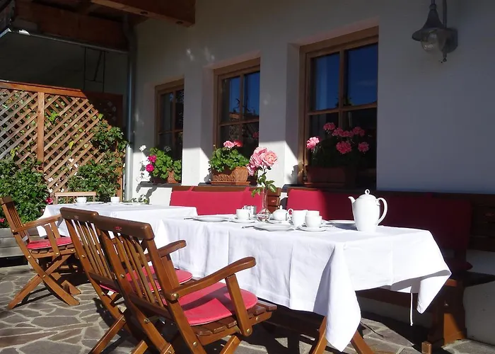 Hétvégi ház Gaestehaus Larch